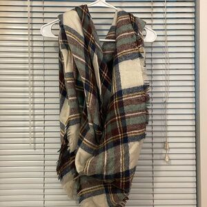 Plaid buffalo scarf, large